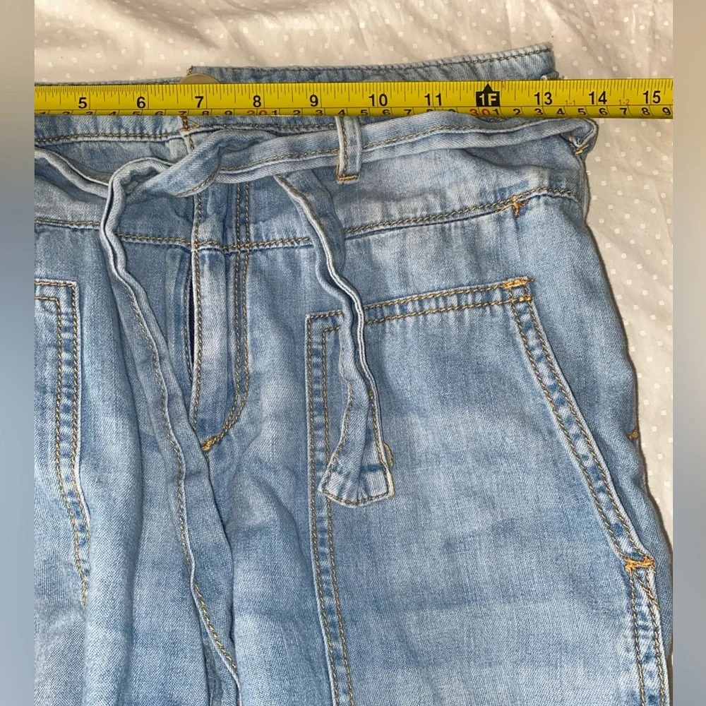 Anthropologie Pilcro High Rise Super Wide Button Leg Jean Lightweight Boho Sz 25 - Picture 8 of 13